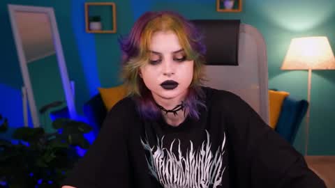 jade_castle online show from 28, 1, 2025