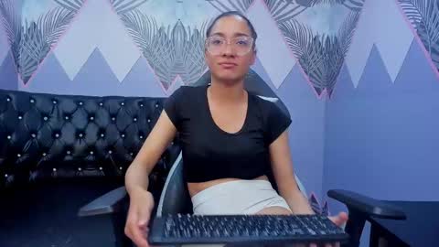 Jade Greeyy  online show from 15, 11, 2025