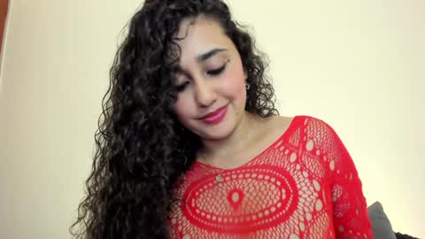 Snapshot of jade_james chatting on 13, 12, 2024 Mady online show from 13, 12, 2024