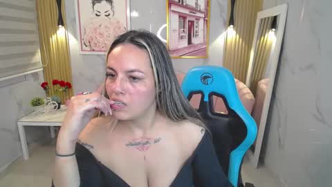 Jade  online show from 20, 9, 2025