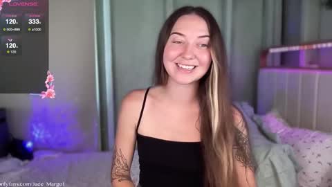 Snapshot of jade_margot chatting on 25, 11, 2025 Jade Margot online show from 25, 11, 2025