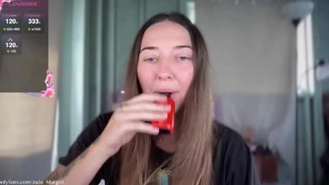 Snapshot of jade_margot chatting on 3, 12, 2025 Jade Margot online show from 3, 12, 2025