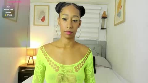 Jade smile online show from 5, 3, 2025