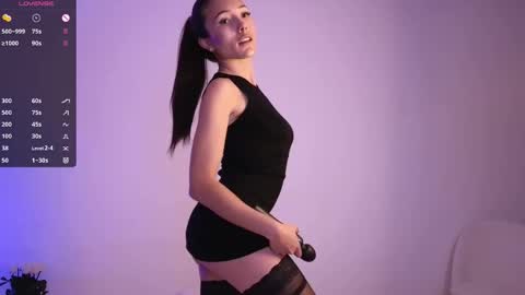 Snapshot of jade_paris chatting on 13, 10, 2025 Jade Paris online show from 13, 10, 2025