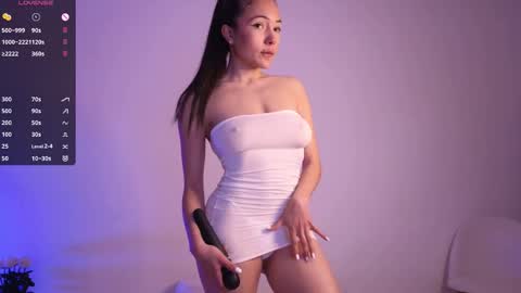 Jade Paris online show from 24, 2, 2026