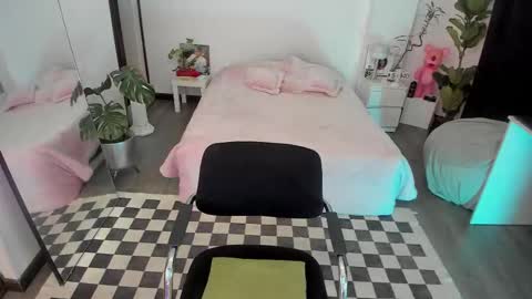 Jade  independent model online show from 26, 3, 2026