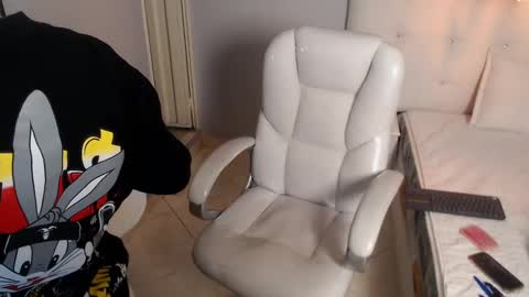 Snapshot of jade_scarllet chatting on 15, 1, 2025 karlla scarlet online show from 15, 1, 2025