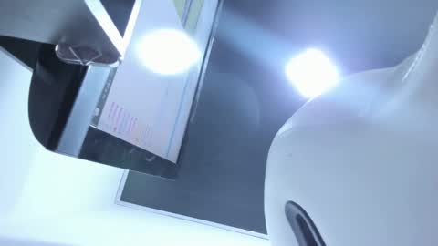 jadeestudios online show from 25, 9, 2025