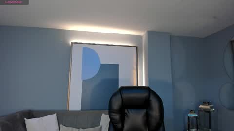 JADE EVANS online show from 17, 12, 2025