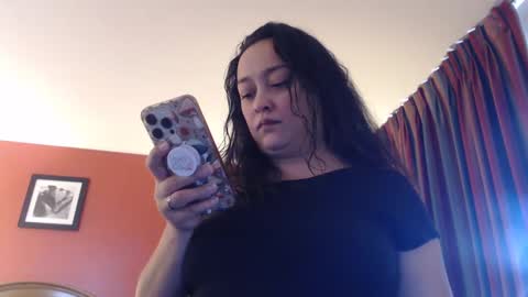 Jade online show from 8, 9, 2025