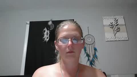 JadeLuv online show from 21, 10, 2025