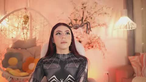 Jade Summer online show from 1, 10, 2025