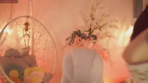 Jade Summer online show from 6, 10, 2025