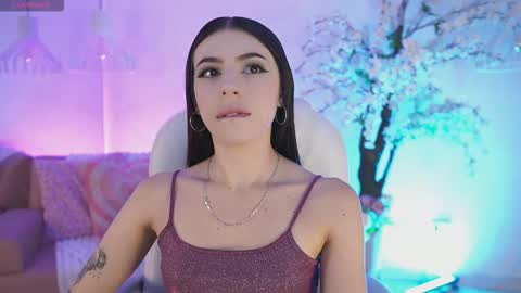 Jade Summer online show from 19, 12, 2025