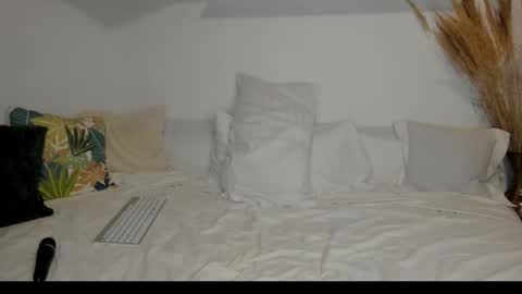 elena online show from 14, 2, 2026