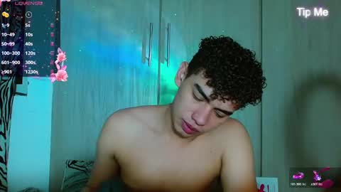 Snapshot of jaedasky_ chatting on 15, 12, 2024 javi15 online show from 15, 12, 2024