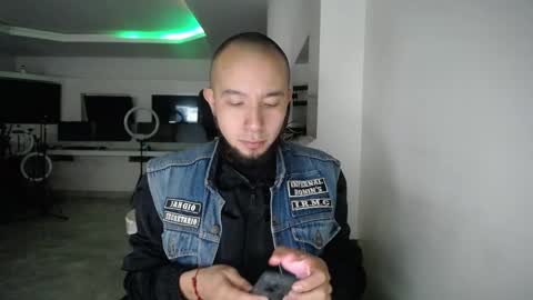 Snapshot of jahgio chatting on 14, 1, 2025 Jahgio online show from 14, 1, 2025