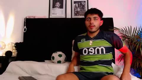 Snapshot of jaiden_thoner chatting on 20, 11, 2025 Jaiden online show from 20, 11, 2025