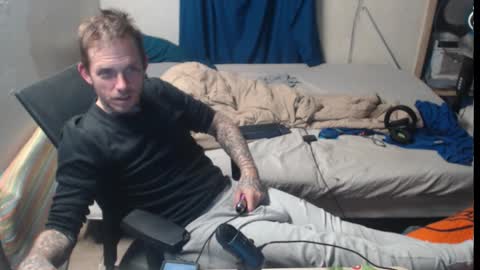 showingitoff online show from 12, 11, 2025