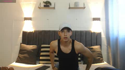 Snapshot of jake_shadow14 chatting on 25, 10, 2025 Hi guys im new 3 online show from 25, 10, 2025
