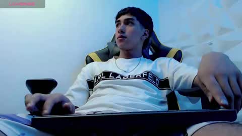 jake_tripp online show from 14, 12, 2024