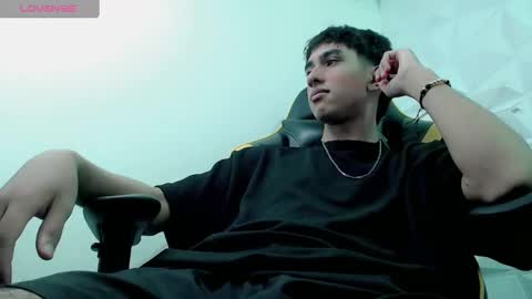 jake_tripp online show from 17, 12, 2024