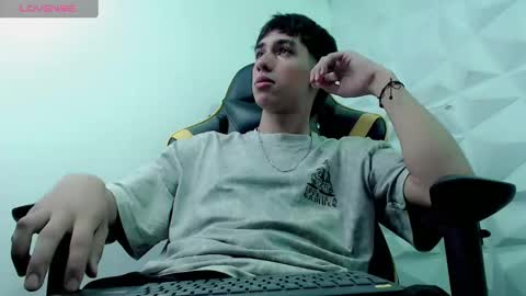 jake_tripp online show from 28, 12, 2024