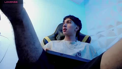 jake_tripp online show from 28, 12, 2024