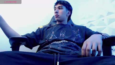 jake_tripp online show from 3, 1, 2025