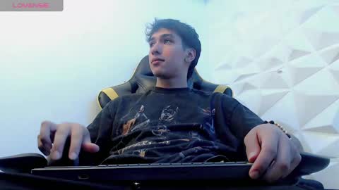 jake_tripp online show from 8, 1, 2025