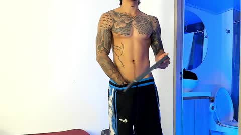 Santiago online show from 8, 2, 2025