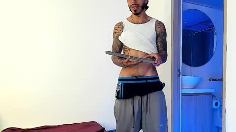 Santiago online show from 15, 2, 2025