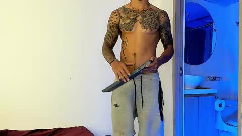 Santiago online show from 17, 2, 2025