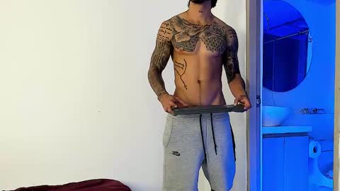 Santiago online show from 17, 2, 2025