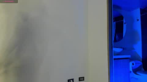 Santiago online show from 25, 2, 2025