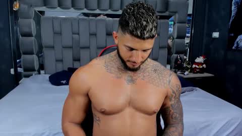 my name is sebas If you come here dont hesitate to say hello Im a guy who really likes having conversations and having hot online show from 18, 2, 2026