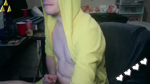 Snapshot of jakieepoo212 chatting on 6, 1, 2025 Jakieepoo212 online show from 6, 1, 2025