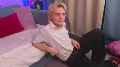 Snapshot of jamemiller chatting on 14, 2, 2026 JameMiller online show from 14, 2, 2026