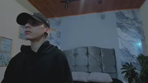 james_adamss_ online show from 25, 2, 2026