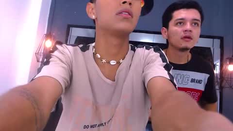 James y Kenet online show from 12, 2, 2026