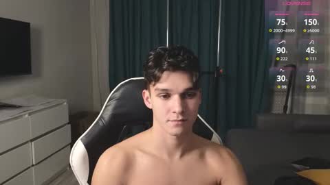 Snapshot of james_friends chatting on 3, 10, 2025 James online show from 3, 10, 2025
