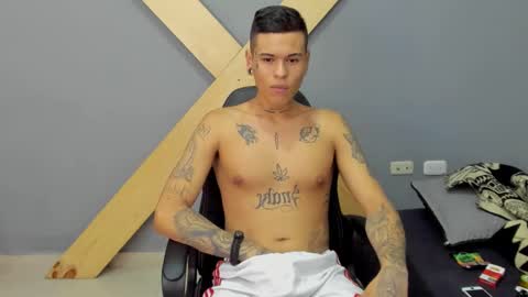 Jamesinked  online show from 26, 12, 2024
