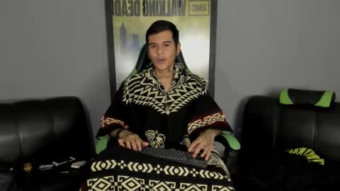 Jamesinked  online show from 8, 3, 2025