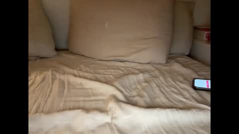 jameslarson1 online show from 25, 1, 2025