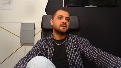 Snapshot of jamesmyersx chatting on 25, 11, 2025 JamesMyers online show from 25, 11, 2025