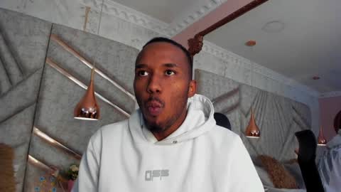 Snapshot of jamesparck chatting on 21, 1, 2025 James online show from 21, 1, 2025