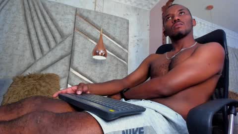 Snapshot of jamesparck chatting on 21, 1, 2025 James online show from 21, 1, 2025