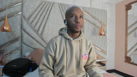 Snapshot of jamesparck chatting on 8, 2, 2025 James online show from 8, 2, 2025