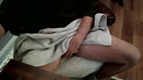 Snapshot of jamespembroke chatting on 3, 1, 2025 James Pembroke at your service online show from 3, 1, 2025