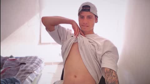 jamesss____ online show from 20, 1, 2025